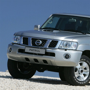 Передний бампер в цвет кузова Nissan Patrol Y61 (2005-2010)